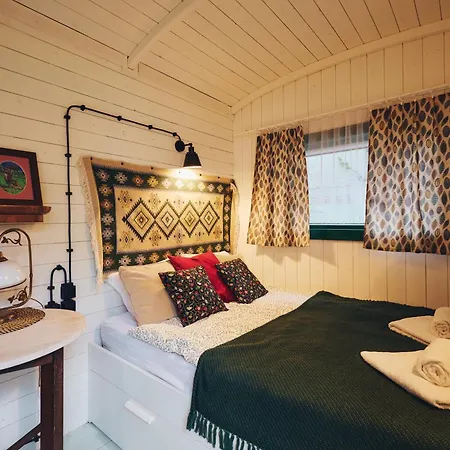 Retro Schreib&spielwaren Διαμέρισμα *